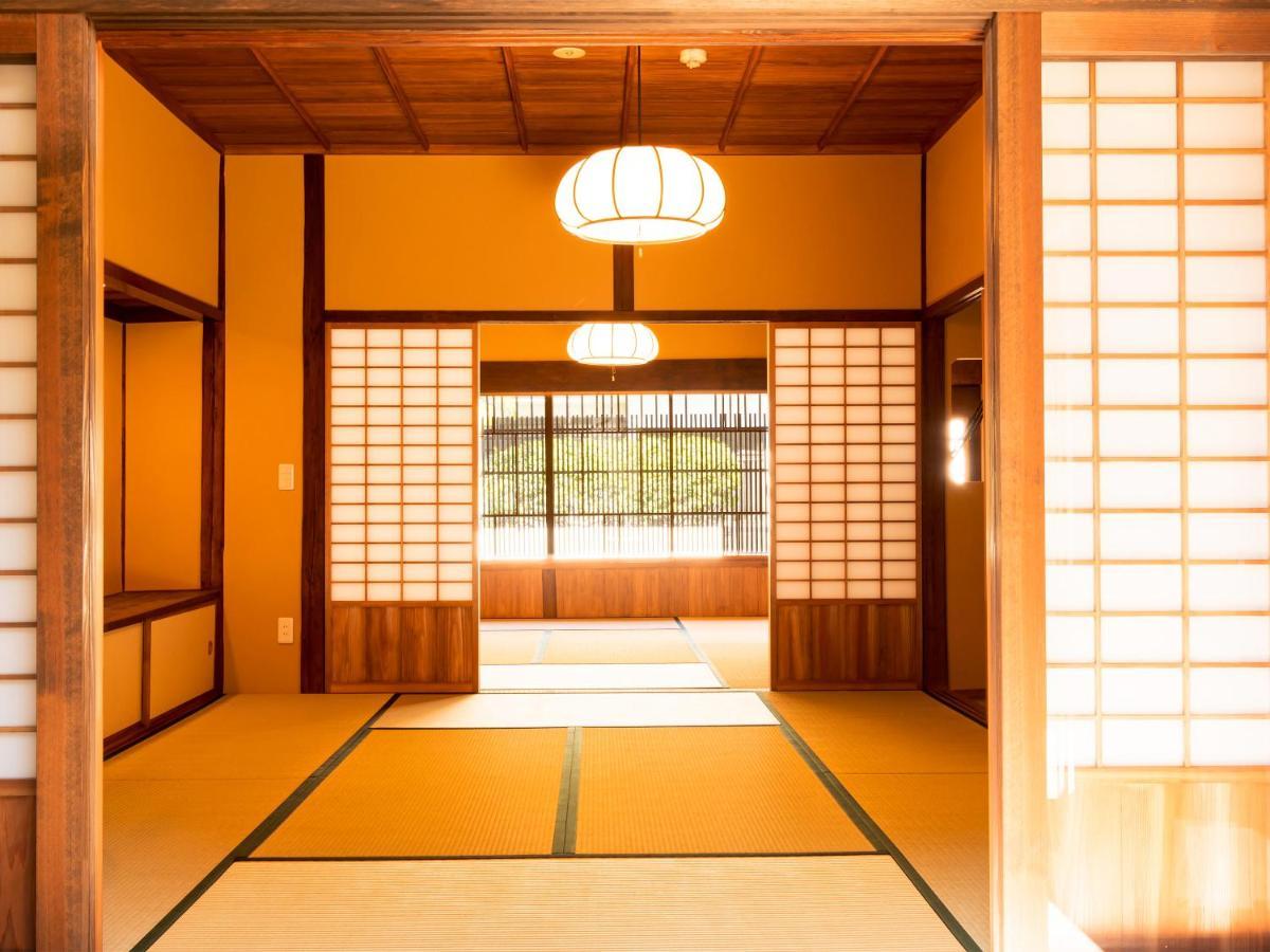 Miyajima Guest House Mikuniya Hatsukaichi Exteriör bild
