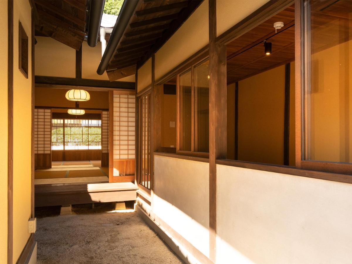 Miyajima Guest House Mikuniya Hatsukaichi Exteriör bild