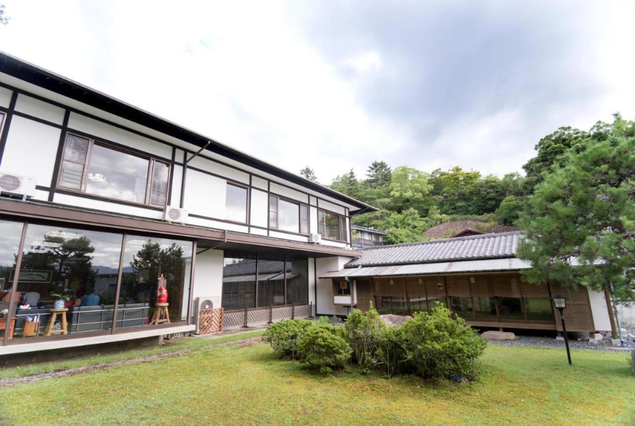 Miyajima Guest House Mikuniya Hatsukaichi Exteriör bild